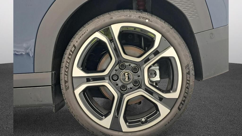 fotoG 11 del Mini MINI Aceman SE 218cv Eléctrico del 2025 en Madrid