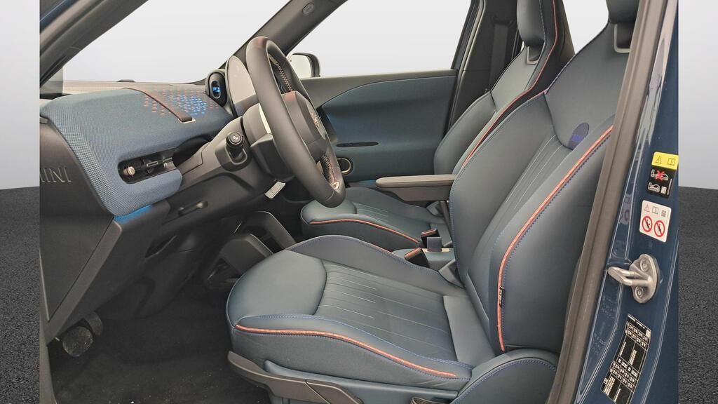 fotoG 8 del Mini MINI Aceman SE 218cv Eléctrico del 2025 en Madrid