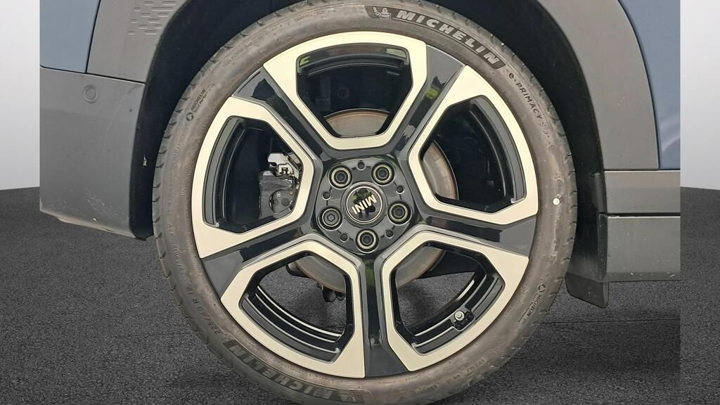 fotoG 14 del Mini MINI Aceman SE 218cv Eléctrico del 2025 en Madrid