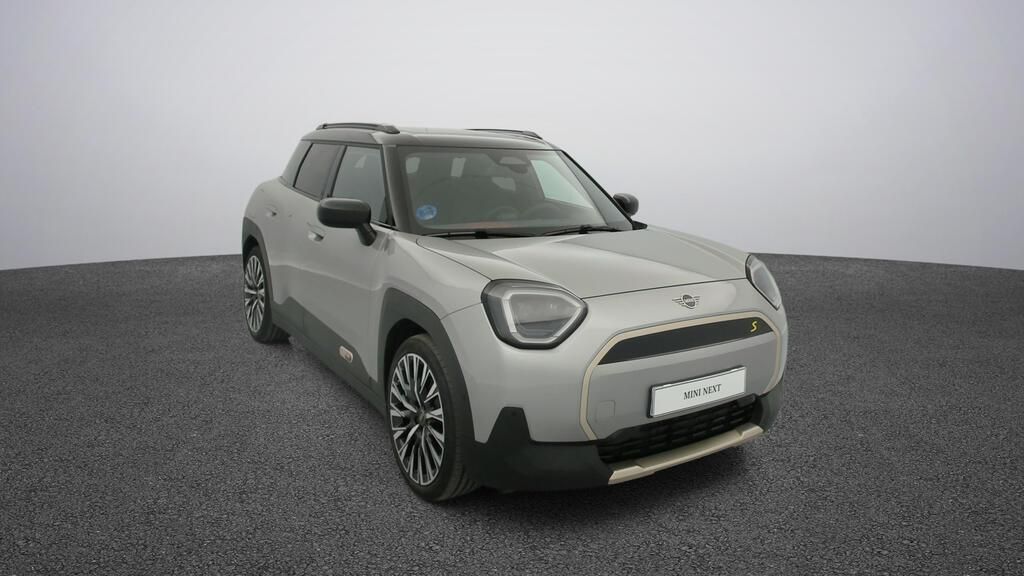 fotoG 16 del MINI MINI Aceman SE 160 kW (218 CV) 218cv Eléctrico del 2025 en Madrid
