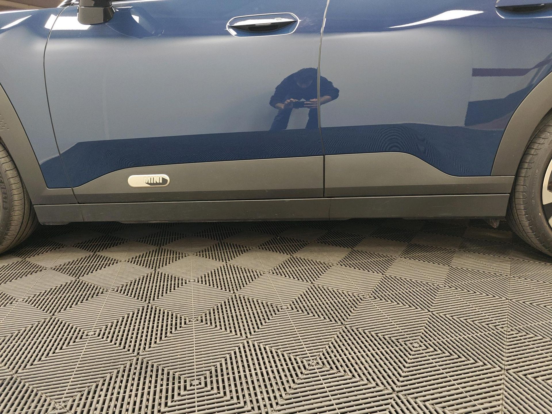 fotoG 16 del Mini MINI Aceman SE 218cv Eléctrico del 2025 en Madrid