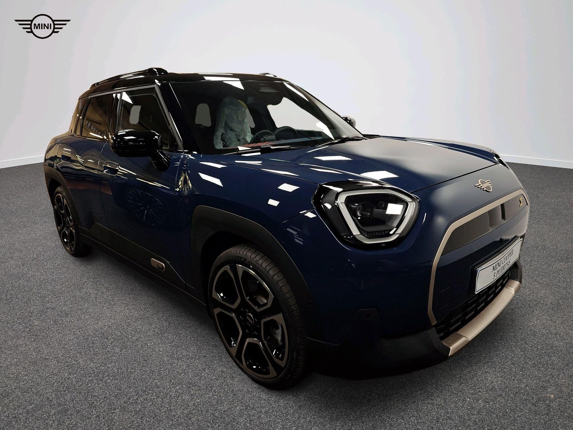 fotoG 15 del Mini MINI Aceman SE 218cv Eléctrico del 2025 en Madrid