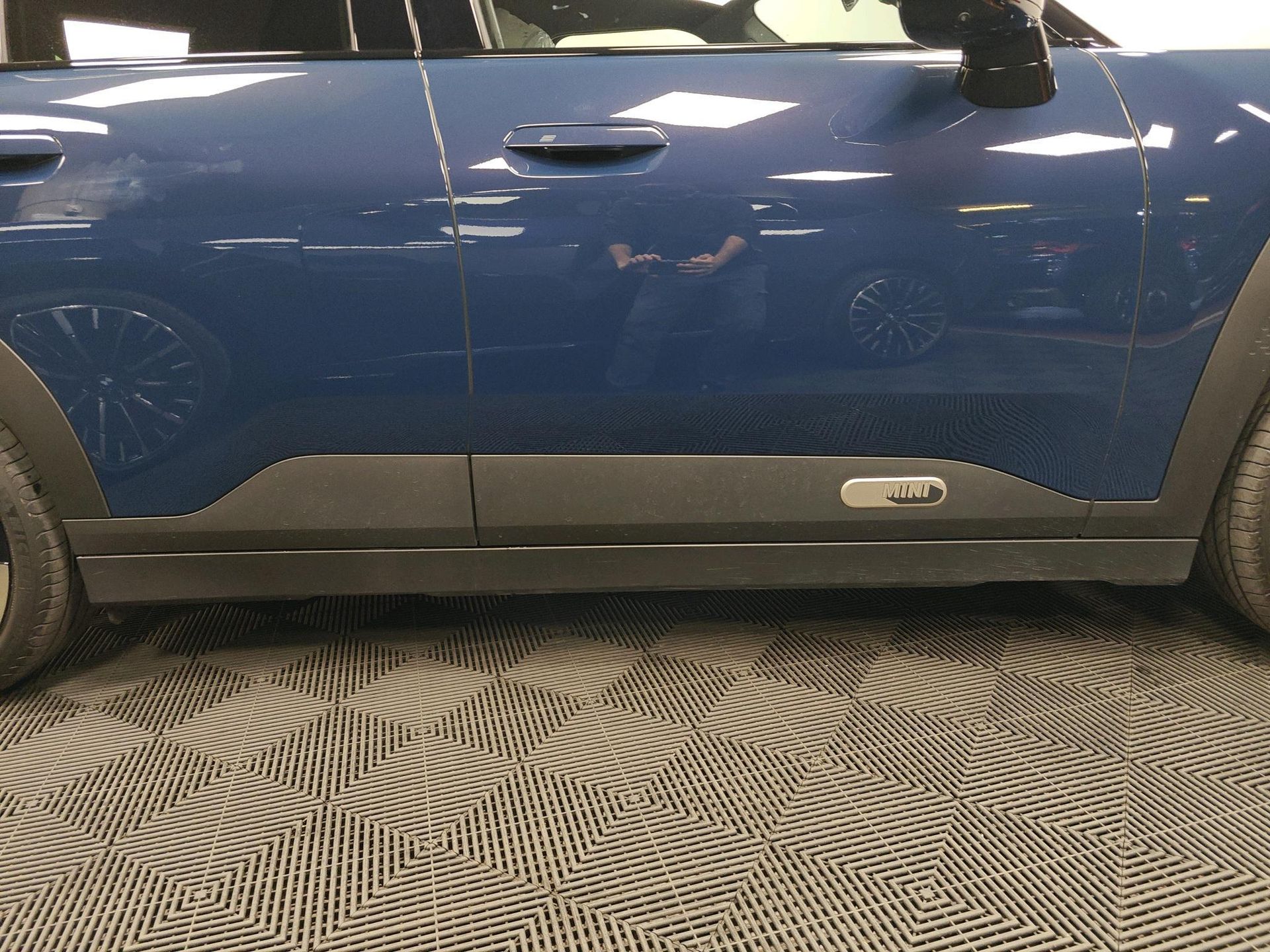 fotoG 17 del Mini MINI Aceman SE 218cv Eléctrico del 2025 en Madrid