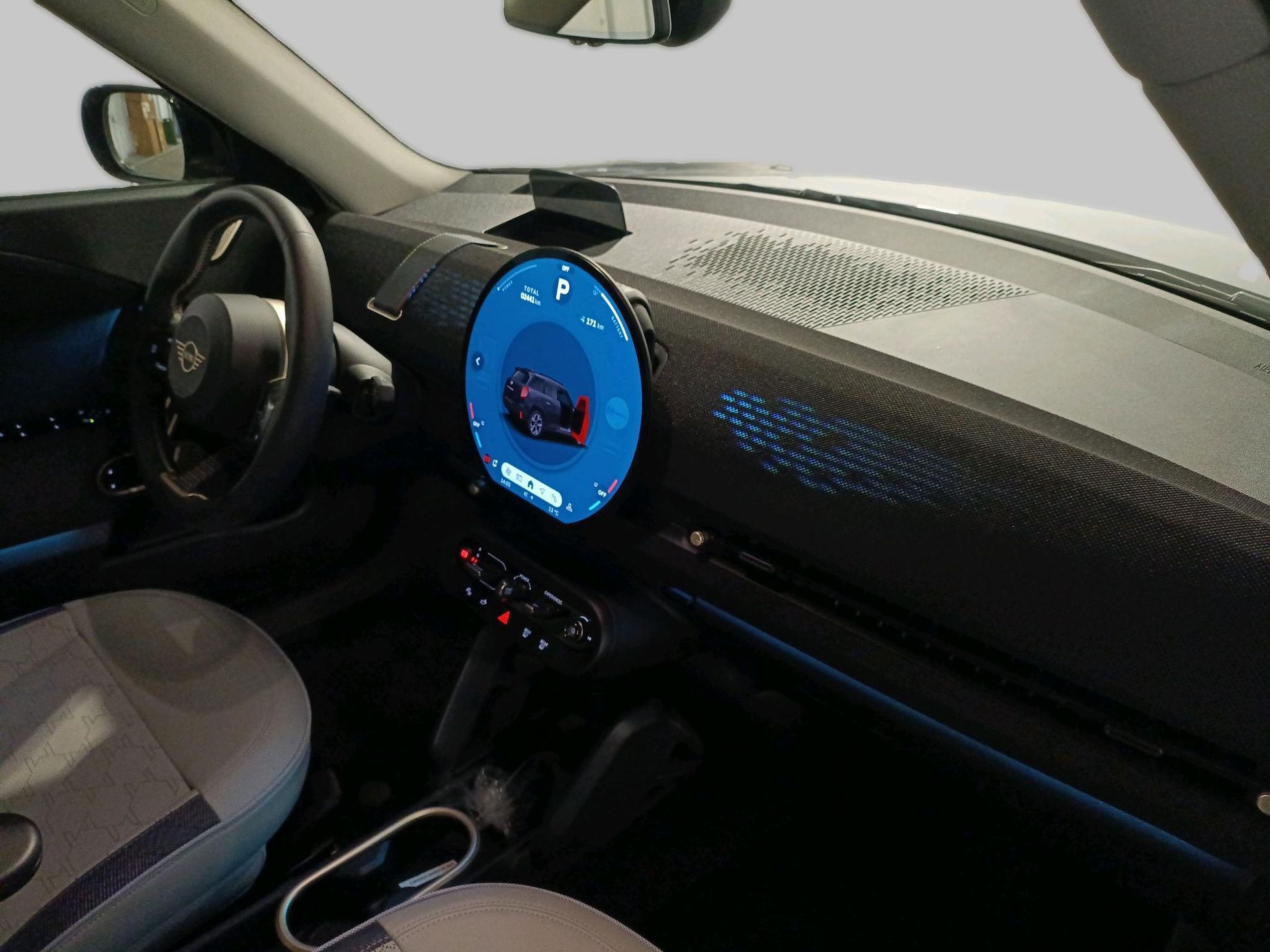 fotoG 7 del MINI MINI Aceman E 135 kW (184 CV) 184cv Eléctrico del 2025 en Madrid