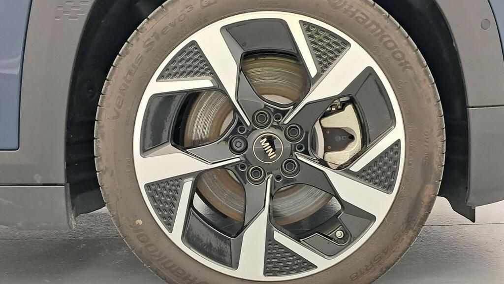 fotoG 13 del MINI MINI Aceman SE 160 kW (218 CV) 218cv Eléctrico del 2025 en Madrid