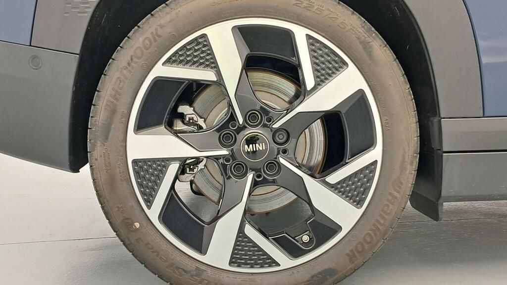 fotoG 11 del MINI MINI Aceman SE 160 kW (218 CV) 218cv Eléctrico del 2025 en Madrid