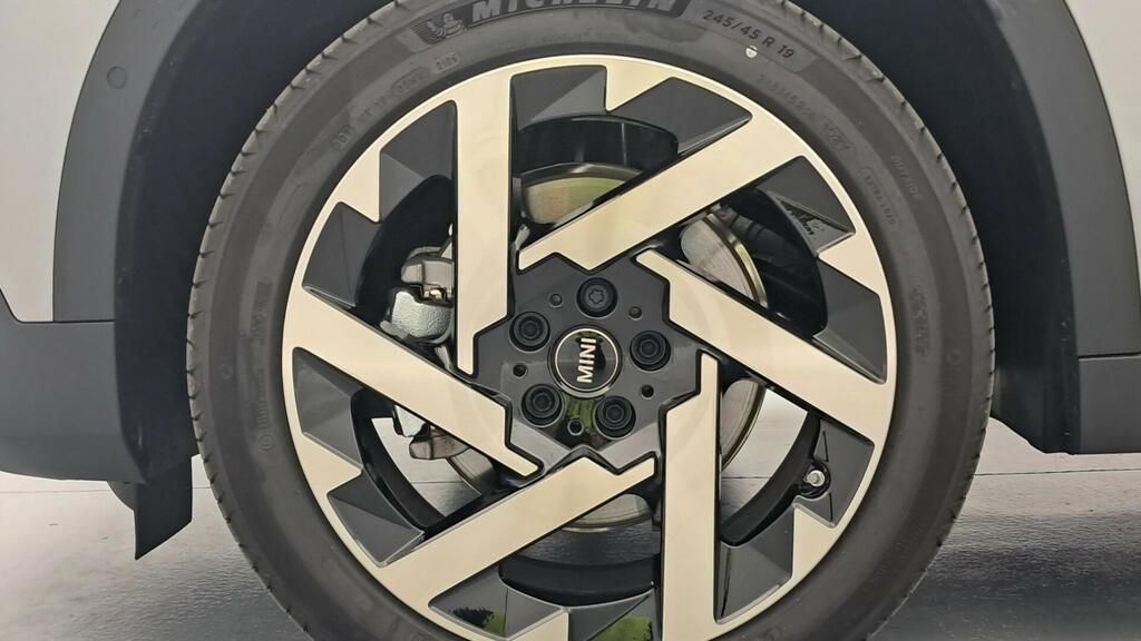 fotoG 12 del MINI MINI Countryman C 125 kW (170 CV) 170cv Gasolina del 2025 en Madrid