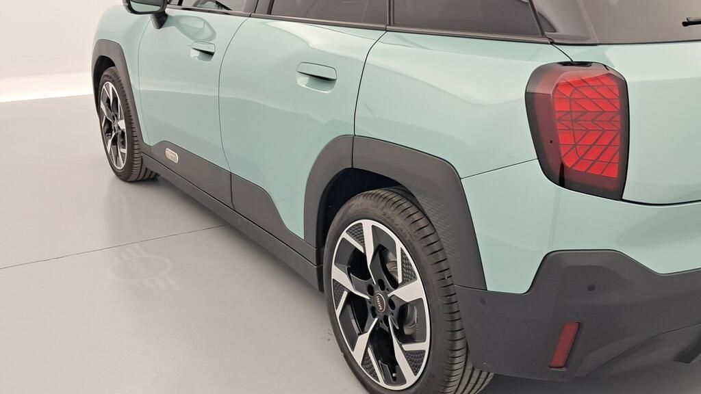 fotoG 18 del MINI MINI Aceman SE 160 kW (218 CV) 218cv Eléctrico del 2025 en Madrid