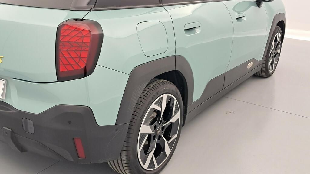 fotoG 17 del MINI MINI Aceman SE 160 kW (218 CV) 218cv Eléctrico del 2025 en Madrid