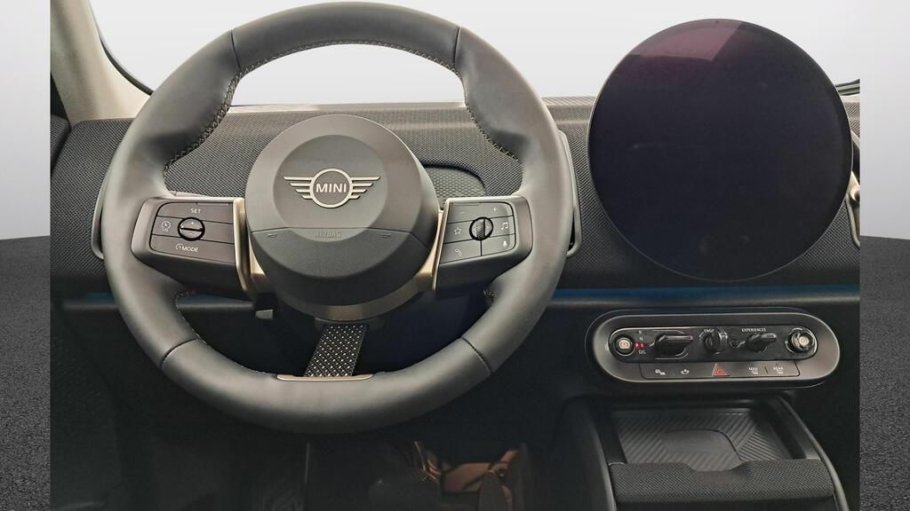fotoG 7 del Mini MINI Countryman Countryman D 163cv Diésel del 2025 en Madrid