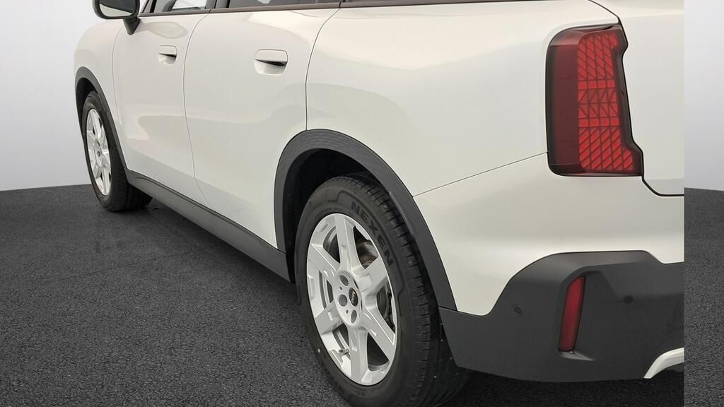 fotoG 17 del Mini MINI Countryman Countryman D 163cv Diésel del 2025 en Madrid