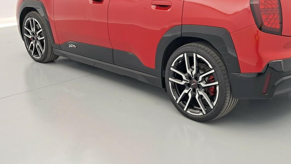 fotoG 18 del MINI MINI Aceman John Cooper Works E 190 kW (258 CV) 258cv Eléctrico del 2025 en Madrid