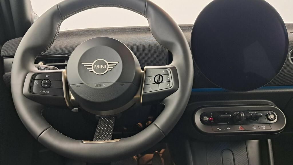 fotoG 7 del MINI MINI Cooper 5 Puertas C 115 kW (156 CV) 156cv Gasolina del 2025 en Madrid