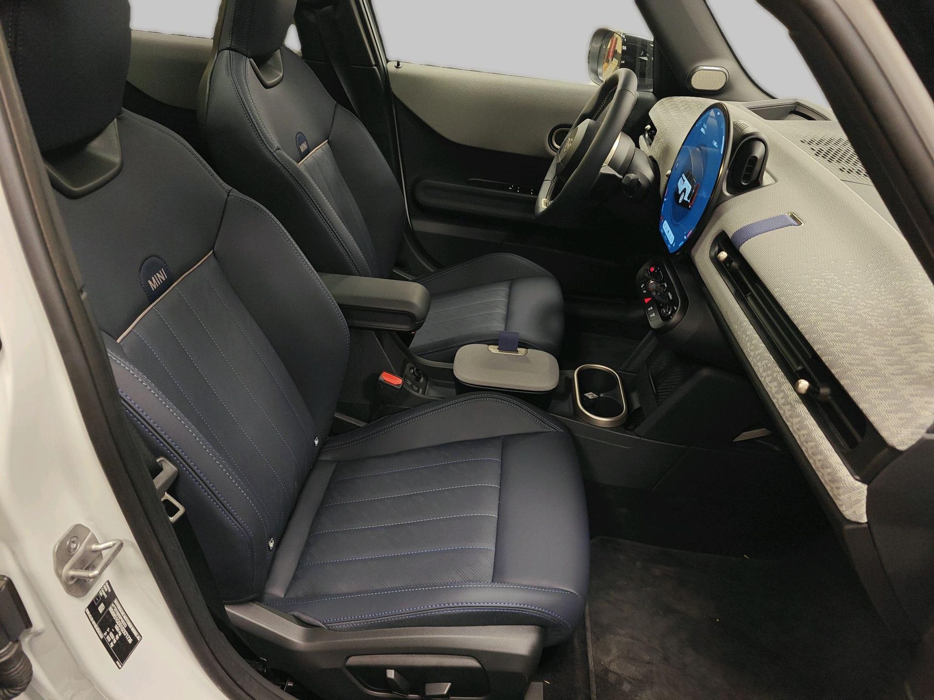 fotoG 8 del MINI MINI Cooper 5 Puertas S 150 kW (204 CV) 204cv Gasolina del 2025 en Madrid