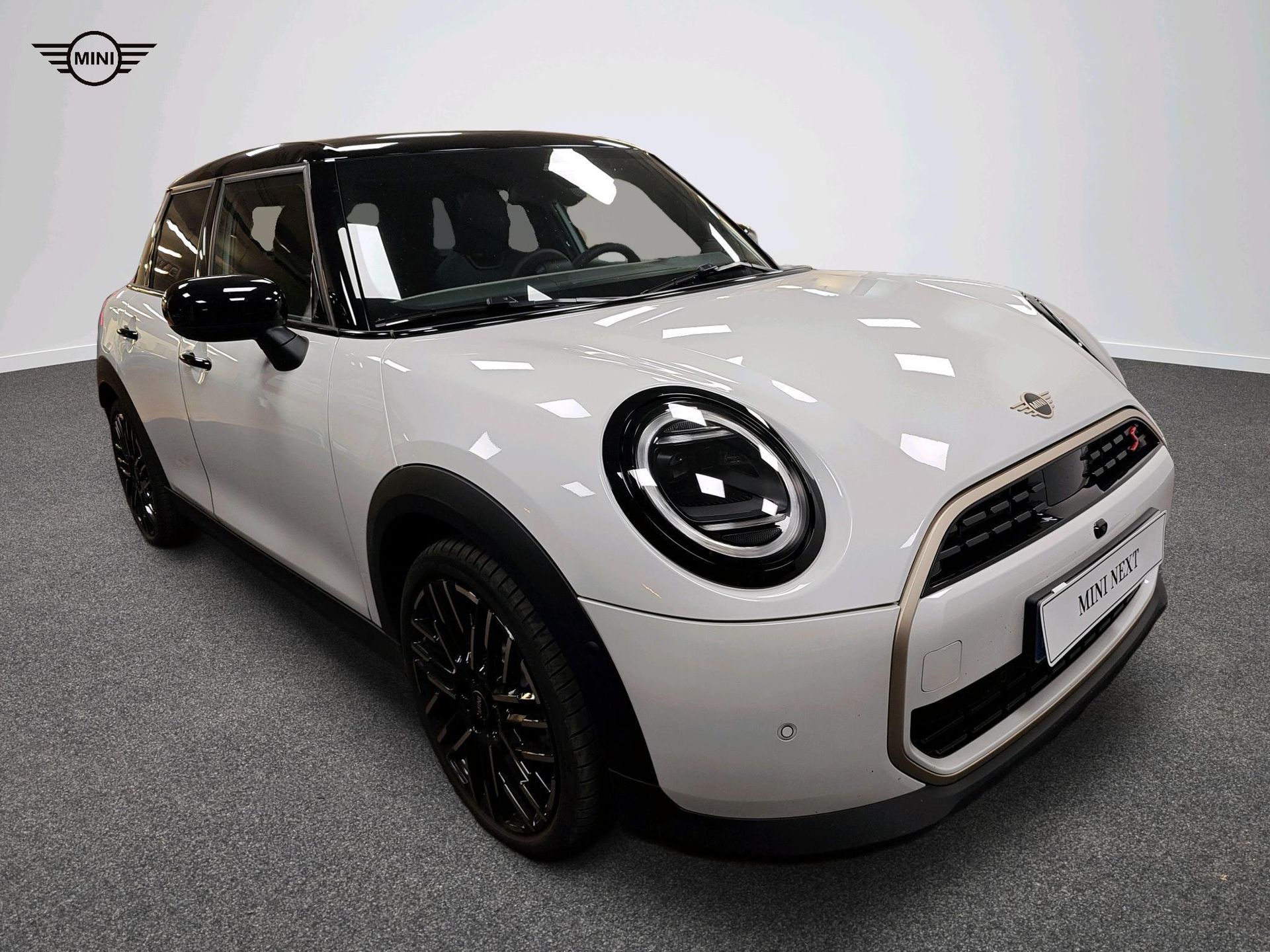 fotoG 15 del MINI MINI Cooper 5 Puertas S 150 kW (204 CV) 204cv Gasolina del 2025 en Madrid