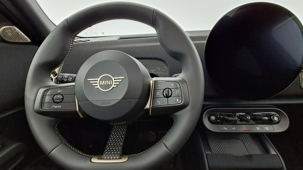 fotoG 7 del MINI MINI Countryman C 125 kW (170 CV) 170cv Gasolina del 2025 en Madrid