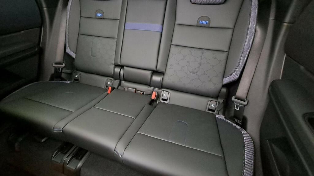 fotoG 9 del MINI MINI Countryman C 125 kW (170 CV) 170cv Gasolina del 2025 en Madrid