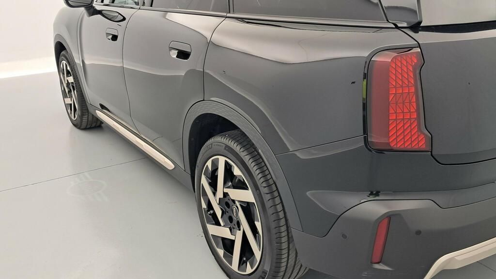 fotoG 17 del Mini MINI Countryman C 170cv Gasolina del 2025 en Madrid