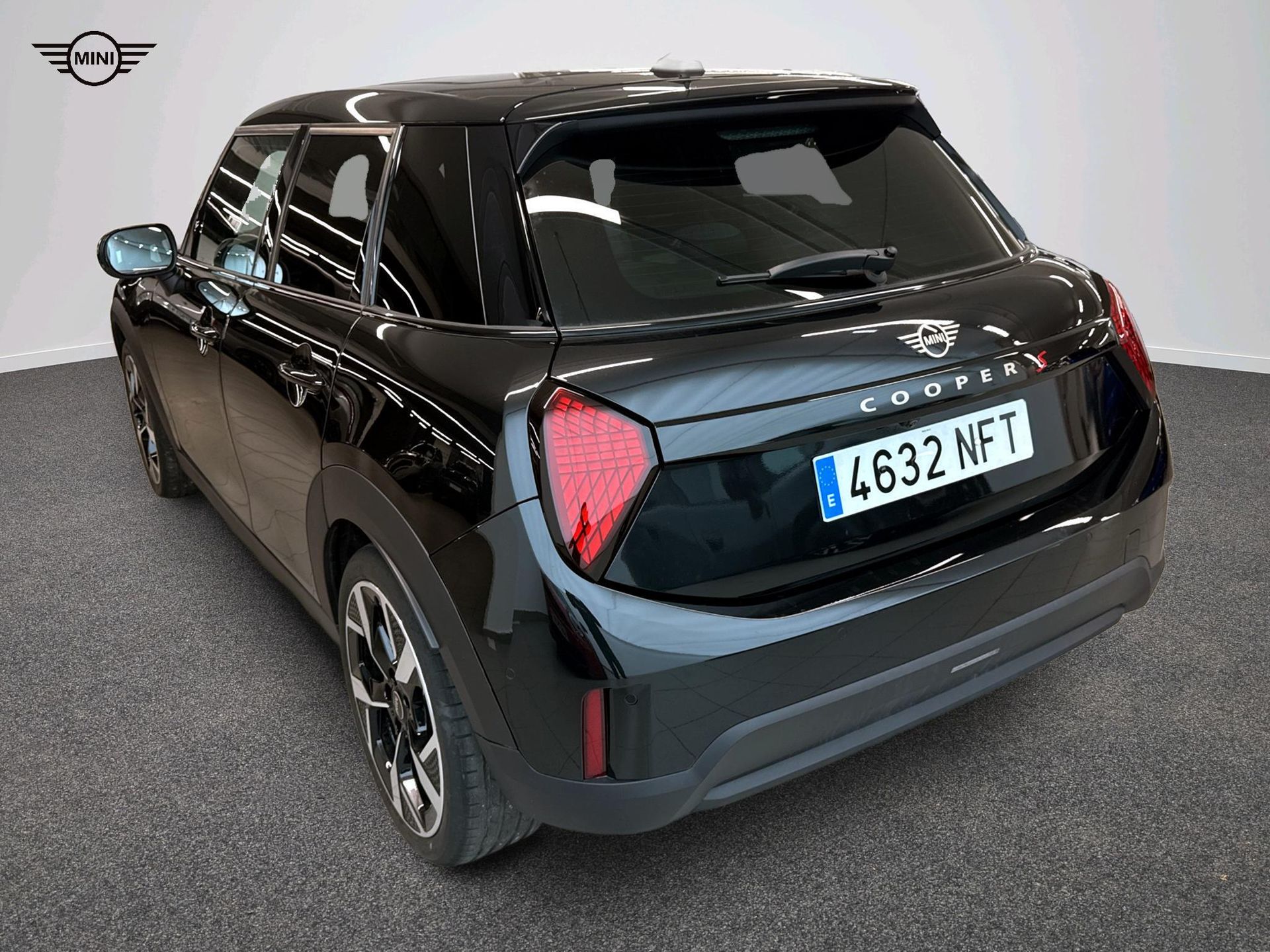 fotoG 5 del Mini MINI Cooper 5 Puertas MINI Cooper 5 puertas S 204cv Gasolina del 2025 en Madrid