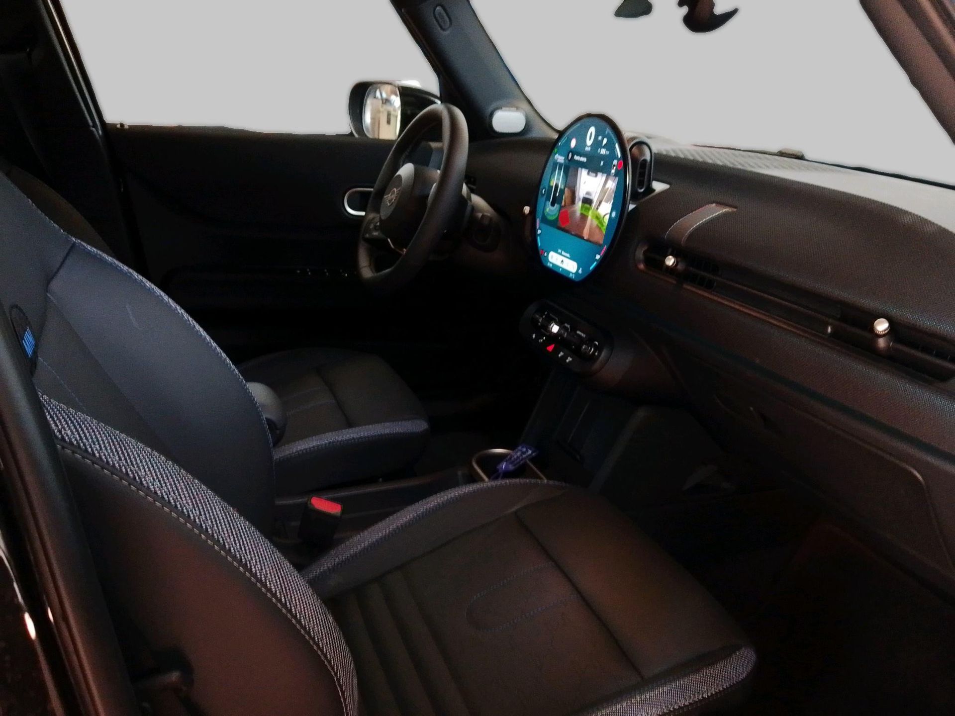 fotoG 8 del MINI MINI Cooper 5 Puertas C 115 kW (156 CV) 156cv Gasolina del 2025 en Madrid