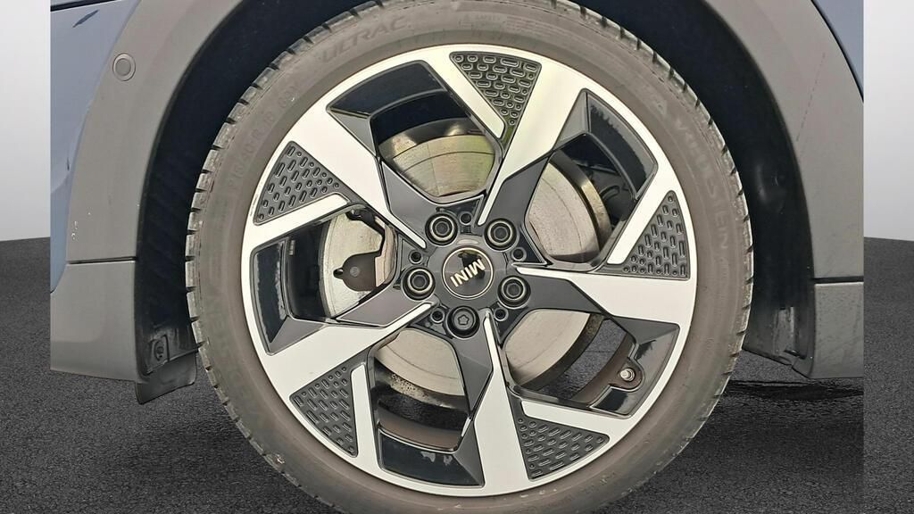 fotoG 13 del MINI MINI Cooper 5 Puertas C 115 kW (156 CV) 156cv Gasolina del 2025 en Madrid