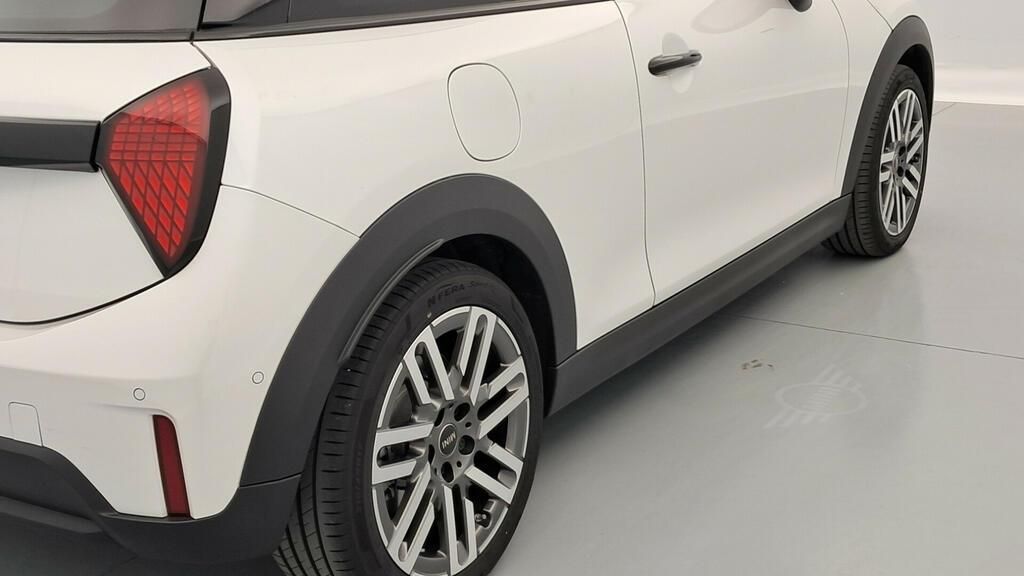 fotoG 18 del MINI MINI Cooper S 150 kW (204 CV) 204cv Gasolina del 2025 en Madrid