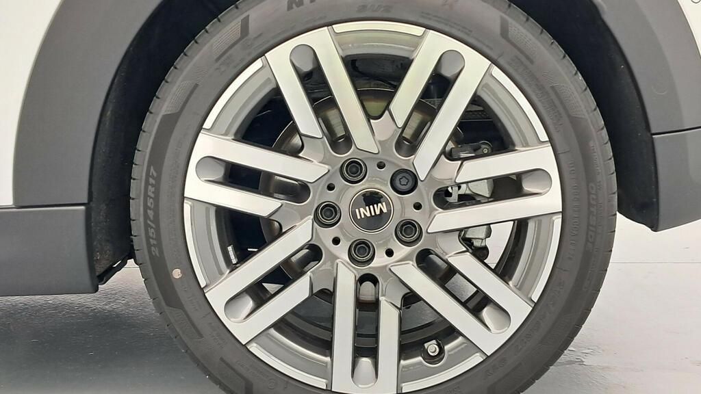 fotoG 13 del MINI MINI Cooper S 150 kW (204 CV) 204cv Gasolina del 2025 en Madrid