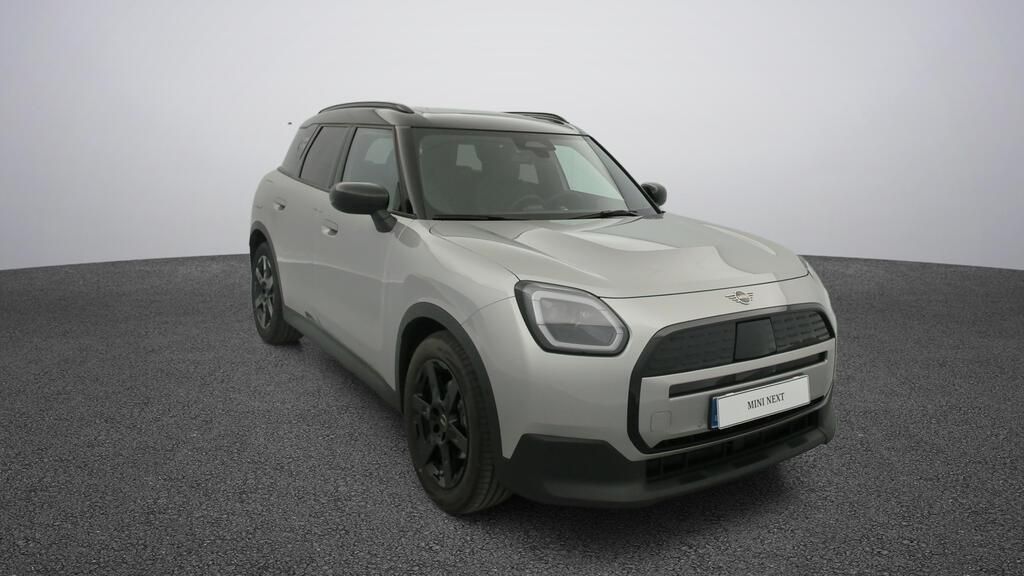 fotoG 15 del Mini MINI Countryman E 150 kW (204 CV) 204cv Eléctrico del 2025 en Madrid