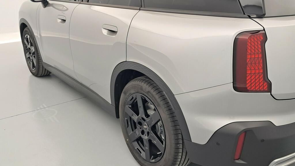 fotoG 17 del Mini MINI Countryman E 150 kW (204 CV) 204cv Eléctrico del 2025 en Madrid