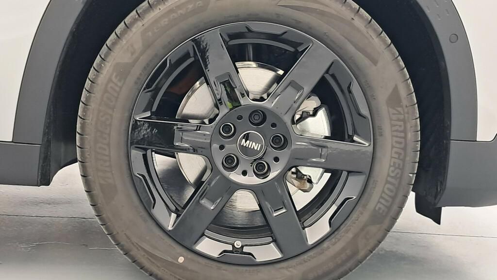 fotoG 12 del Mini MINI Countryman E 150 kW (204 CV) 204cv Eléctrico del 2025 en Madrid