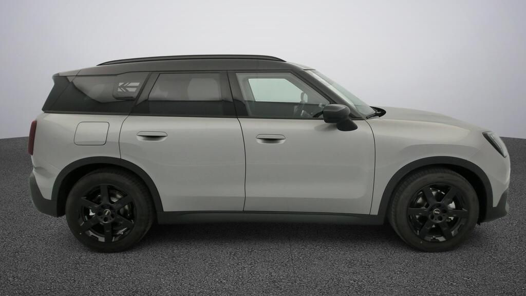 fotoG 3 del Mini MINI Countryman E 150 kW (204 CV) 204cv Eléctrico del 2025 en Madrid