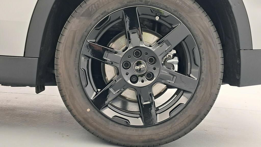 fotoG 13 del Mini MINI Countryman E 150 kW (204 CV) 204cv Eléctrico del 2025 en Madrid