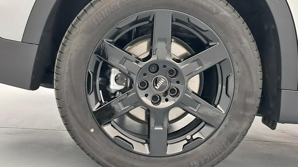 fotoG 11 del Mini MINI Countryman E 150 kW (204 CV) 204cv Eléctrico del 2025 en Madrid