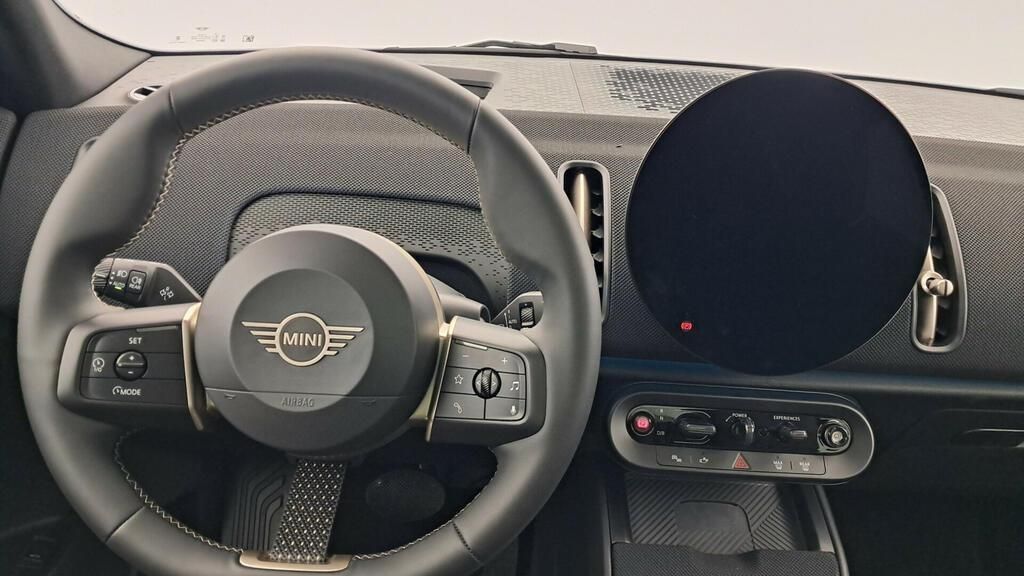 fotoG 7 del Mini MINI Countryman E 150 kW (204 CV) 204cv Eléctrico del 2025 en Madrid