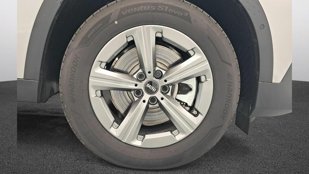 fotoG 12 del MINI MINI Countryman C 125 kW (170 CV) 170cv Gasolina del 2025 en Madrid