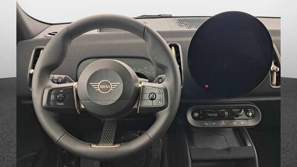 fotoG 6 del MINI MINI Countryman C 125 kW (170 CV) 170cv Gasolina del 2025 en Madrid