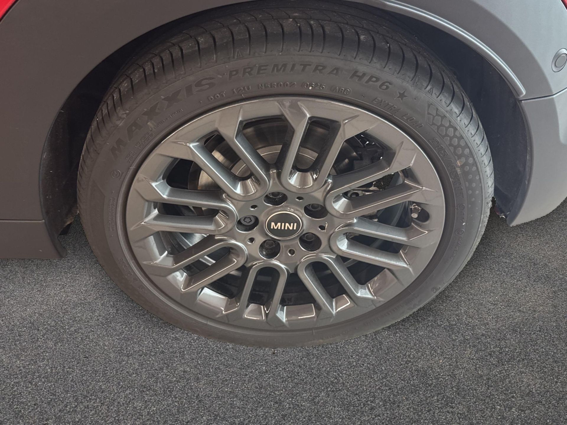 fotoG 14 del MINI MINI Cooper Cabrio C 120 kW (163 CV) 163cv Gasolina del 2025 en Madrid