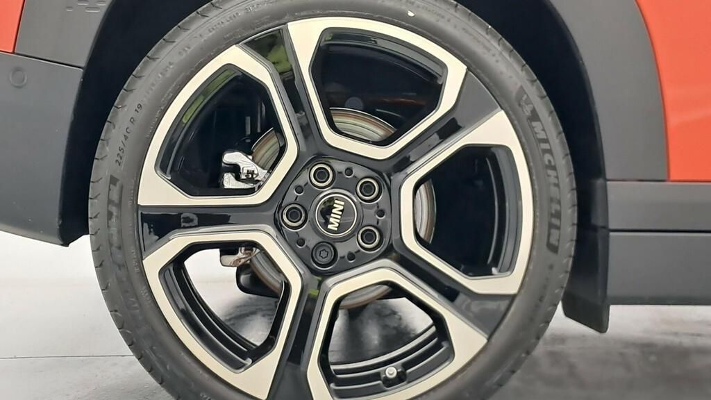 fotoG 12 del MINI MINI Aceman E 135 kW (184 CV) 184cv Eléctrico del 2025 en Madrid