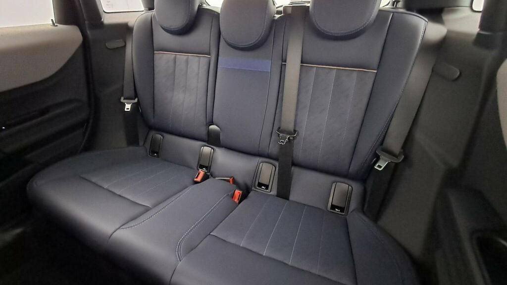 fotoG 9 del MINI MINI Cooper 5 Puertas C 115 kW (156 CV) 156cv Gasolina del 2025 en Madrid