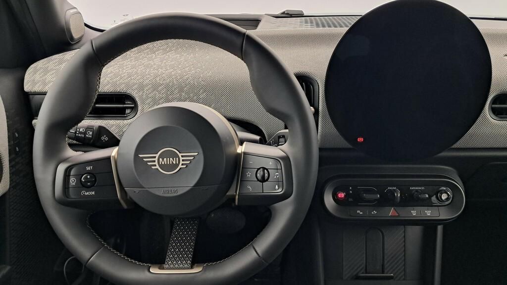 fotoG 7 del MINI MINI Cooper 5 Puertas C 115 kW (156 CV) 156cv Gasolina del 2025 en Madrid