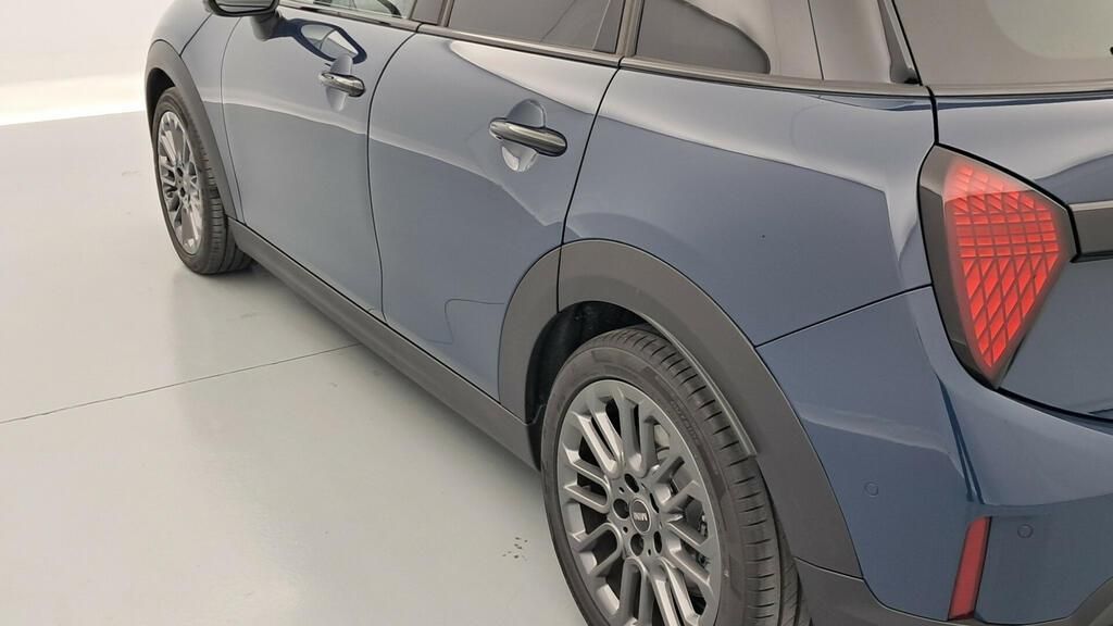 fotoG 17 del MINI MINI Cooper 5 Puertas C 115 kW (156 CV) 156cv Gasolina del 2025 en Madrid