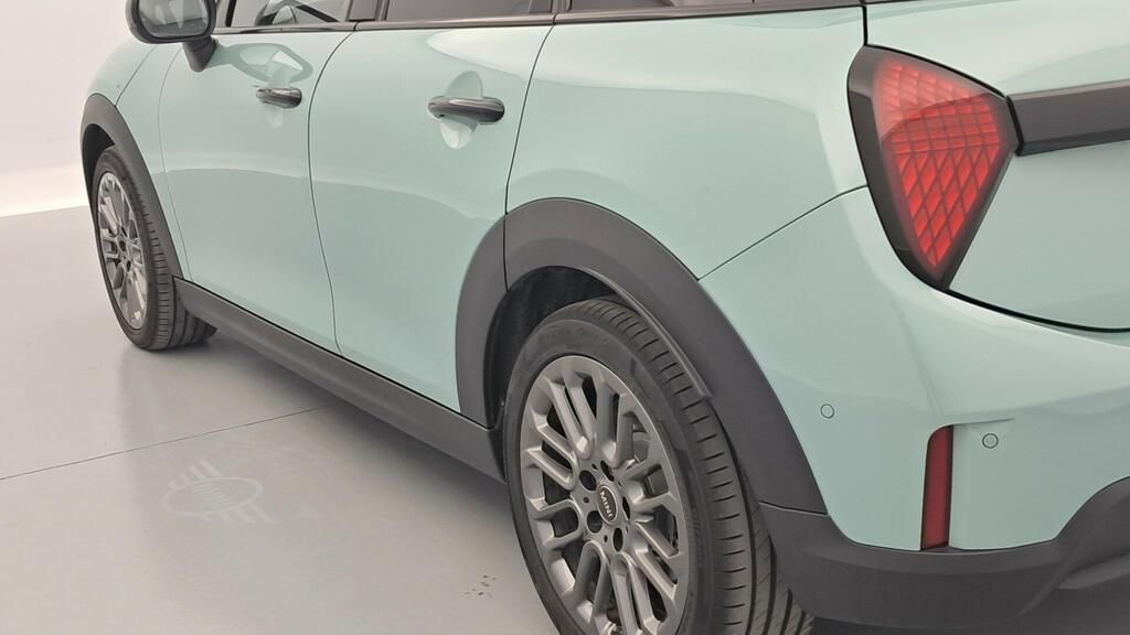 fotoG 17 del MINI MINI Cooper 5 Puertas C 115 kW (156 CV) 156cv Gasolina del 2025 en Madrid