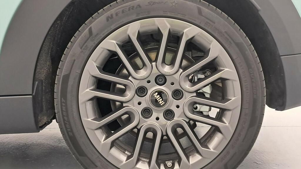 fotoG 13 del MINI MINI Cooper 5 Puertas C 115 kW (156 CV) 156cv Gasolina del 2025 en Madrid