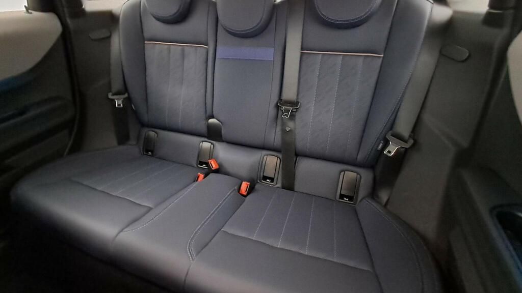 fotoG 9 del MINI MINI Cooper 5 Puertas S 150 kW (204 CV) 204cv Gasolina del 2025 en Madrid