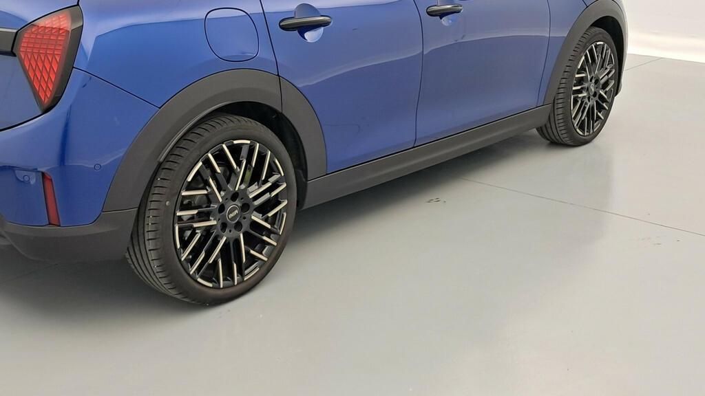 fotoG 17 del MINI MINI Cooper 5 Puertas S 150 kW (204 CV) 204cv Gasolina del 2025 en Madrid