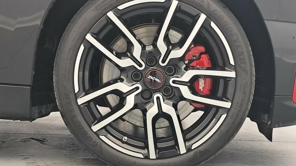 fotoG 13 del MINI MINI Cooper John Cooper Works E 190 kW (258 CV) 258cv Eléctrico del 2025 en Madrid