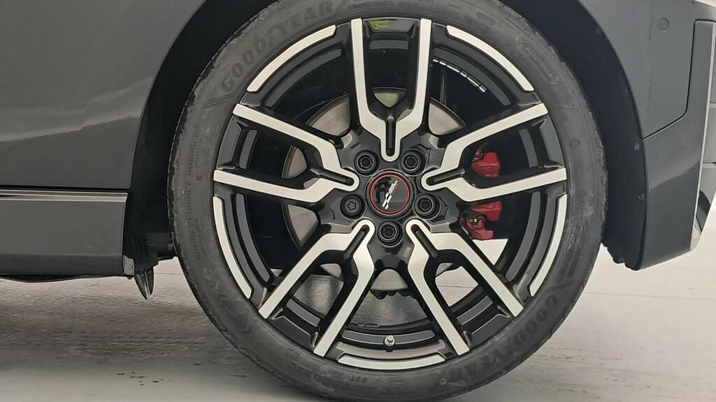 fotoG 14 del MINI MINI Cooper John Cooper Works E 190 kW (258 CV) 258cv Eléctrico del 2025 en Madrid