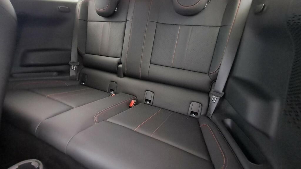 fotoG 9 del MINI MINI Cooper John Cooper Works E 190 kW (258 CV) 258cv Eléctrico del 2025 en Madrid