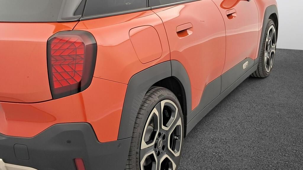 fotoG 17 del MINI MINI Aceman E 135 kW (184 CV) 184cv Eléctrico del 2025 en Madrid