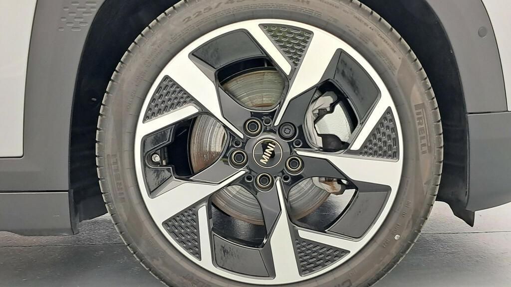 fotoG 13 del MINI MINI Aceman E 135 kW (184 CV) 184cv Eléctrico del 2025 en Madrid